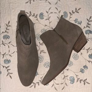 BRAND NEW Timberland Mini Heel Booties